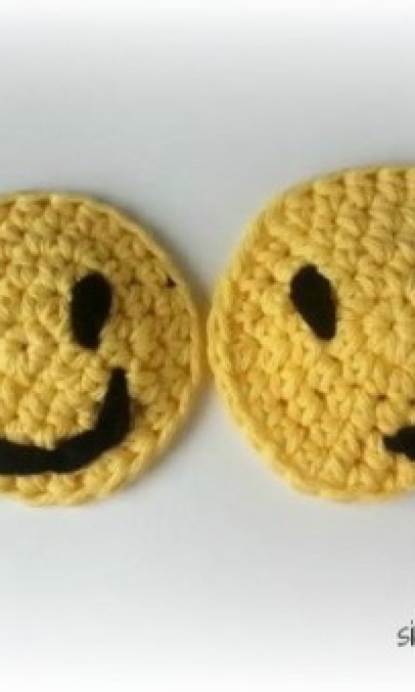 Smiley Applique or Coaster Free Crochet Pattern