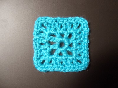 22 Granny Square Projects | V Stitch Granny Square and or Mofit by MandaLynn's Crochet Treasures