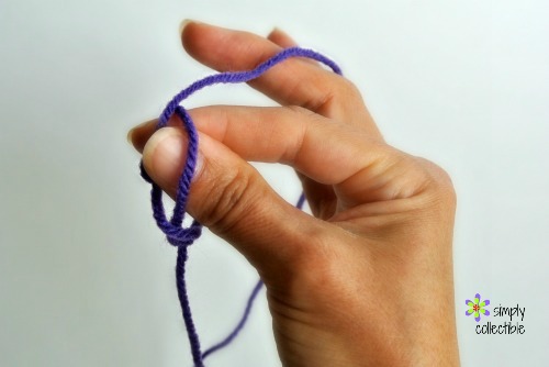 Make a finger chain | Simply Collectible