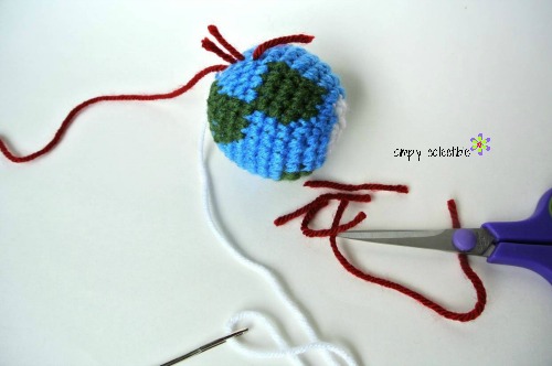 Give him the world - Earth Amigurumi Free #crochet pattern from Simply Collectible - Tutorial 5