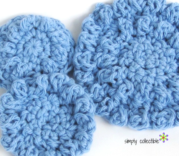 Round Cloths or Reusable Cotton Balls, Free #crochet Pattern - SimplyCollectibleCrochet.com