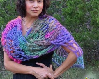 Penelope’s Lacy Wrap free crochet pattern – One Skein Wrap