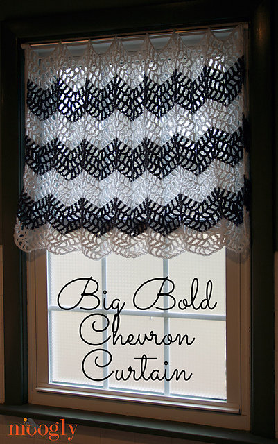 15 Amazing Free Chevron Crochet Patterns (Something for everyone) on SimplyCollectibleCrochet