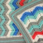 Rich Kids Chevron Blanket crochet pattern with border | SimplyCollectibleCrochet.com