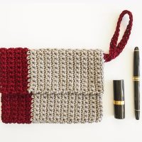 Color Pop Clutch Crochet Pattern