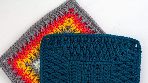 Blanket crochet pattern with alpine stitch border