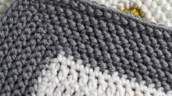 Herringbone border crochet pattern