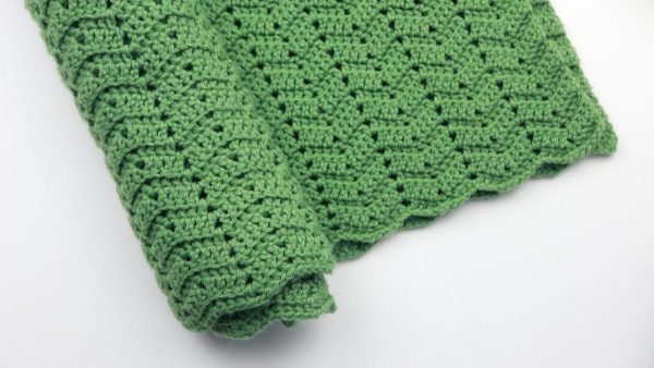 Crochet Peephole Chevron Blanket