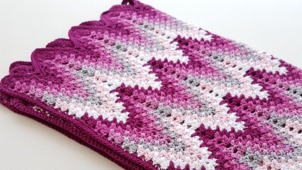 Crochet Heartbeat Ripple Blanket
