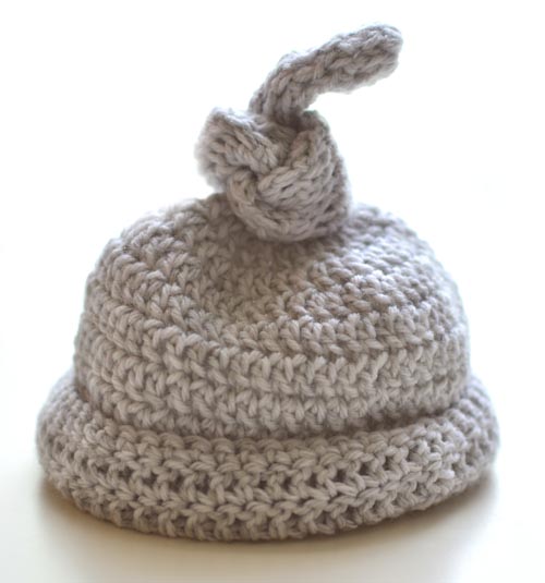 knot crochet baby hat