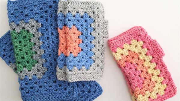 granny square crochet fingerless gloves