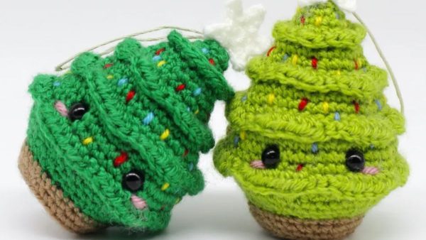 Crochet Christmas Tree Ornament 