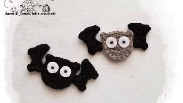 Crochet Halloween Applique: Vampire Bat