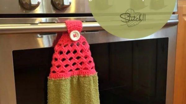 Crochet Bounding Towel Topper