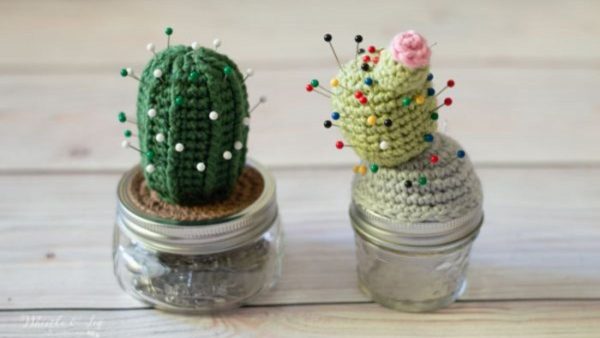 Crochet Cactus Pincushion